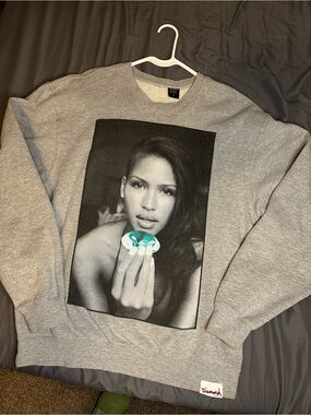 VINTAGE DIAMOND SUPPLY CO X CASSIE X ESTEVAN ORIOL COLLAB Crewneck Sweatshirt